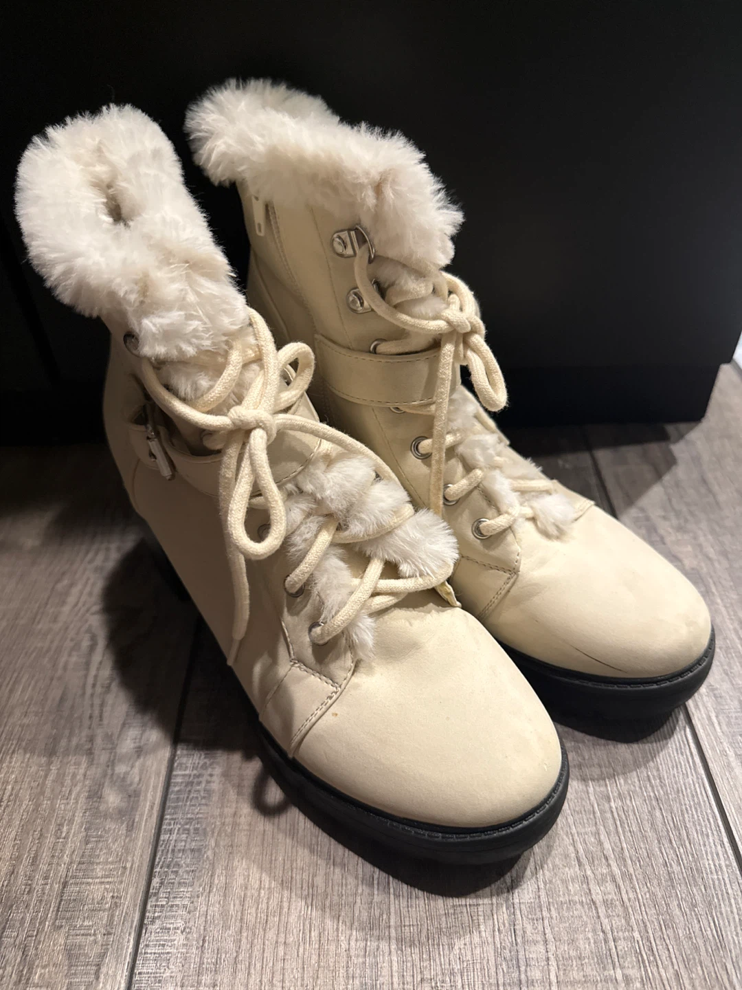Cream Esprit Faux Fur Lined Lace-Up Ankle Boots - photo 2