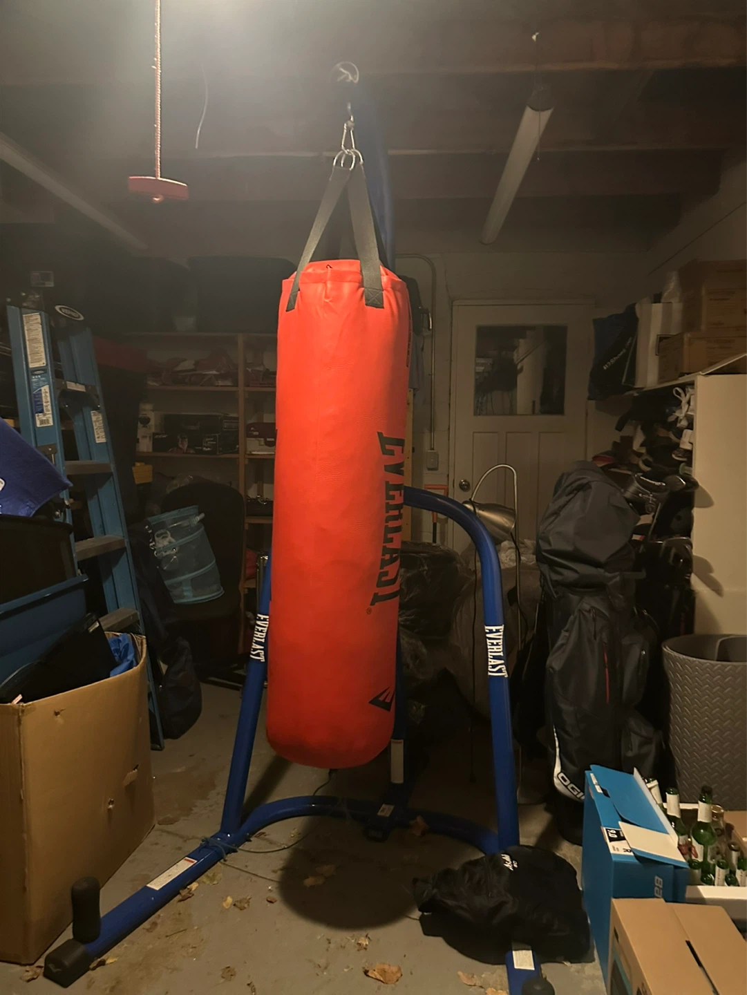 Everlast Punching Bag with Stand - photo 2