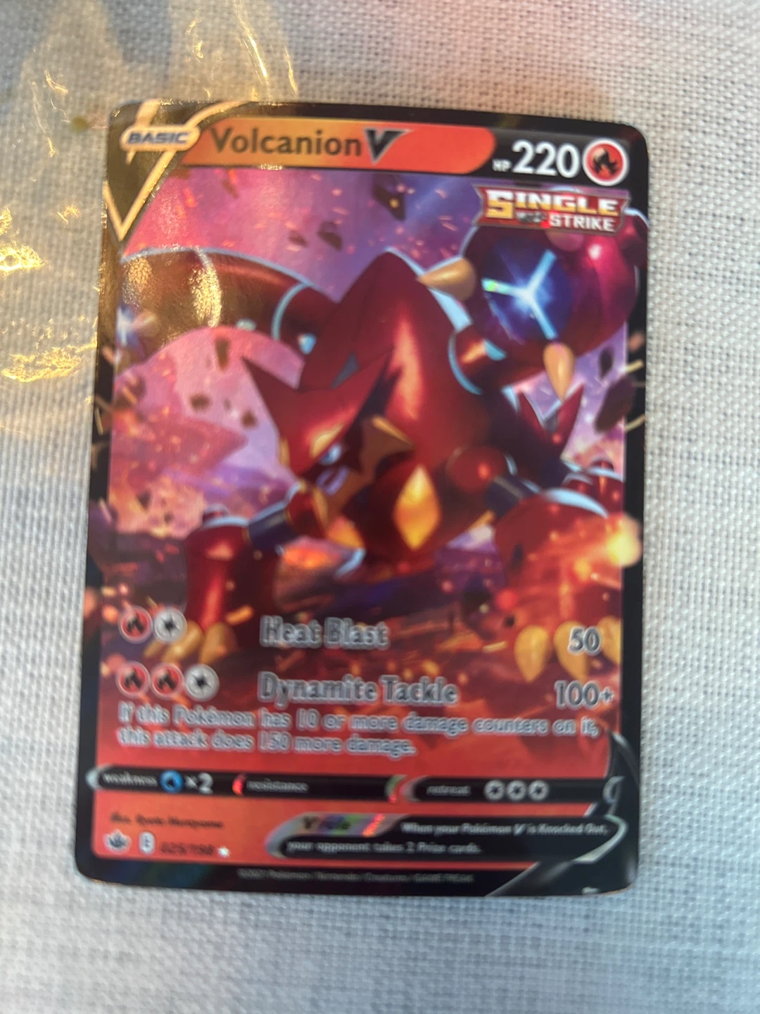 Pokémon TCG Volcanion V Trading Card