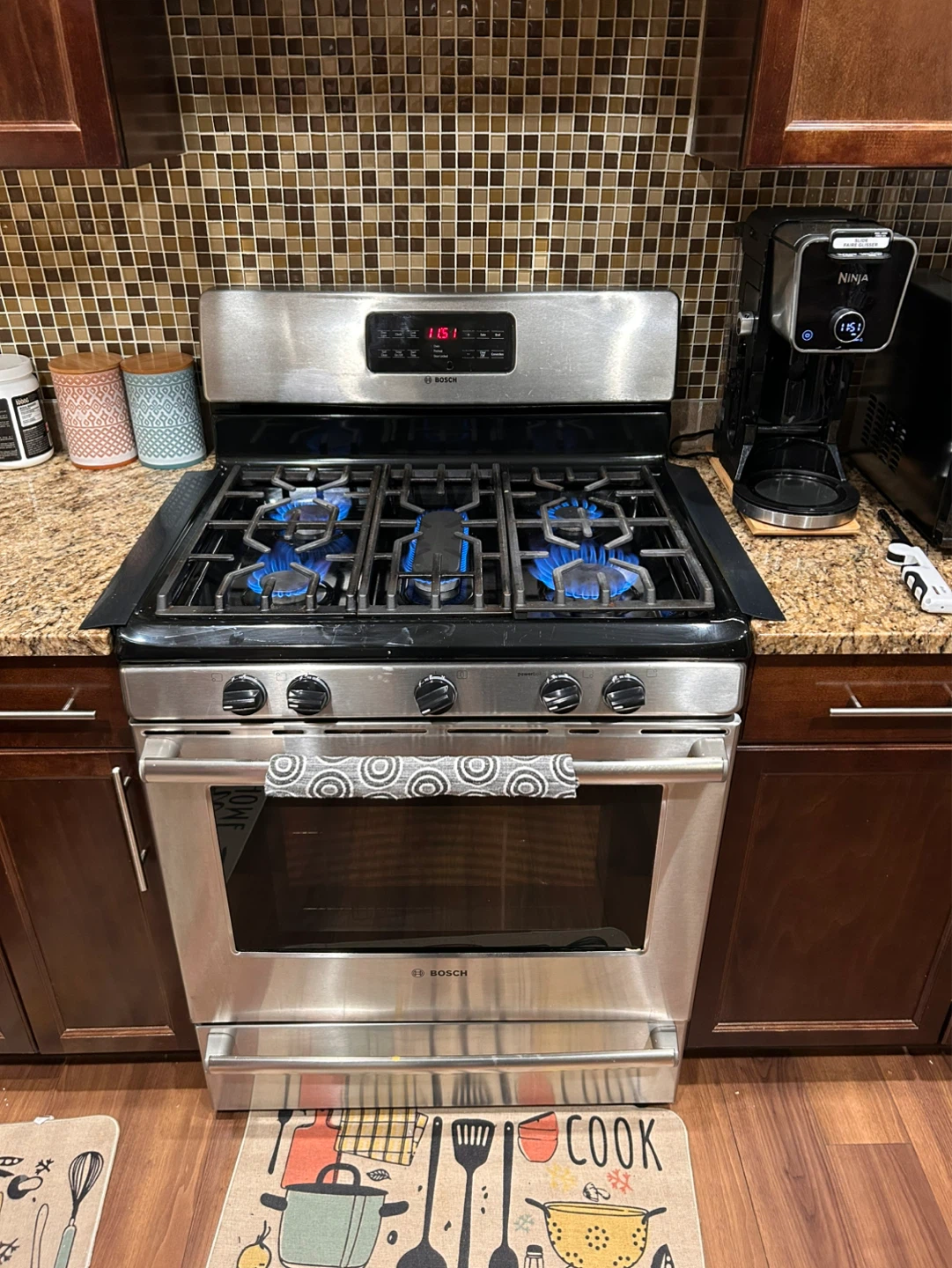 Bosch Stainless Steel Gas Range