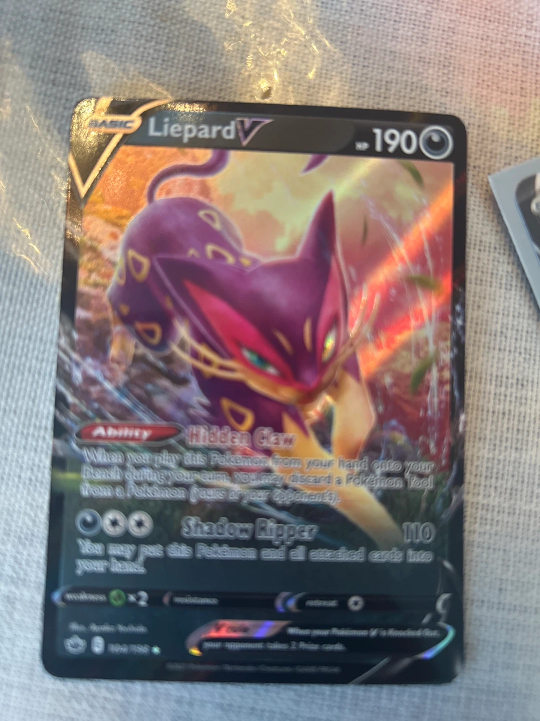 Pokémon TCG Card - Liepard V