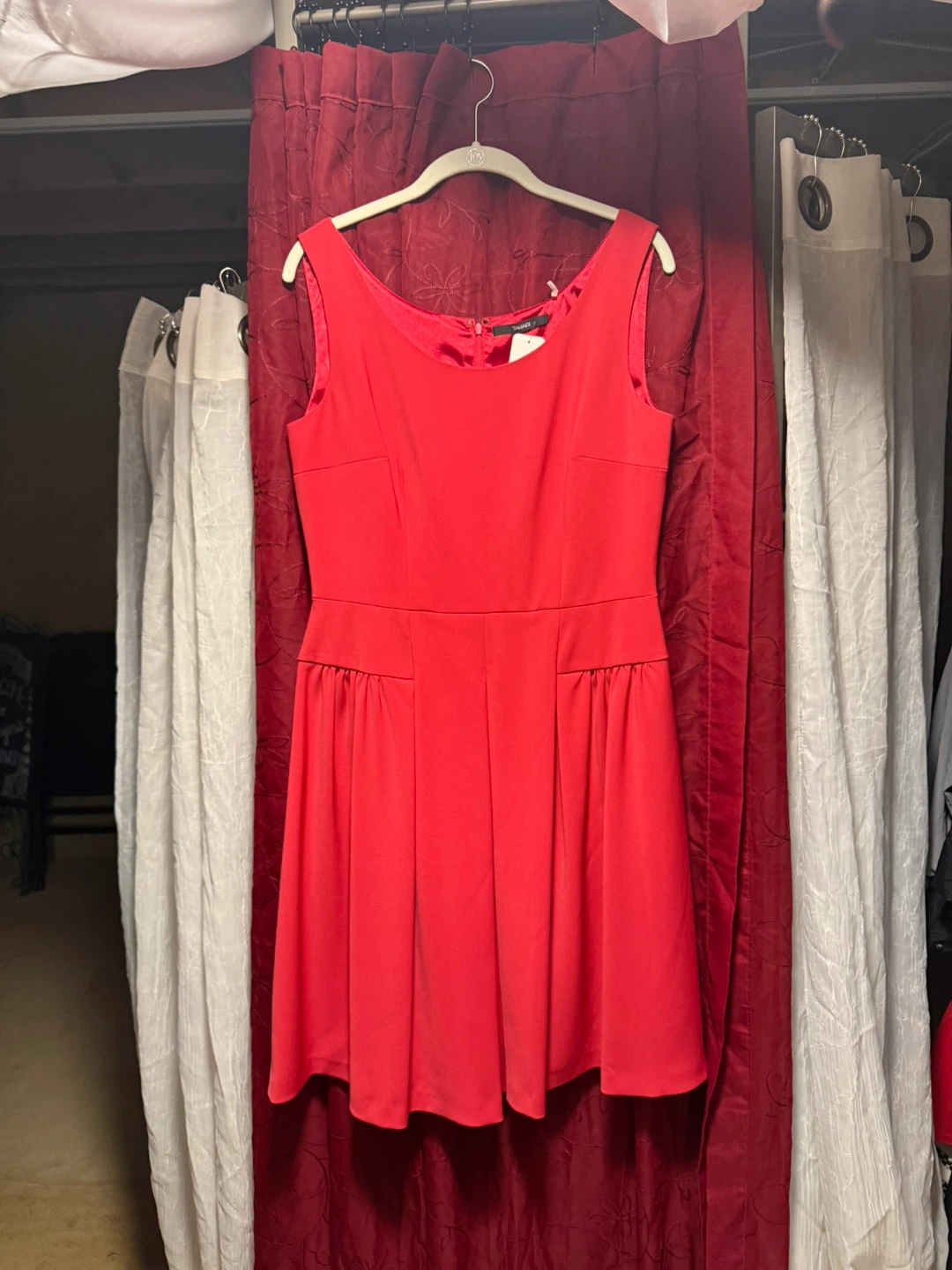 Tahari Red Sleeveless Dress Size 12 - photo 2