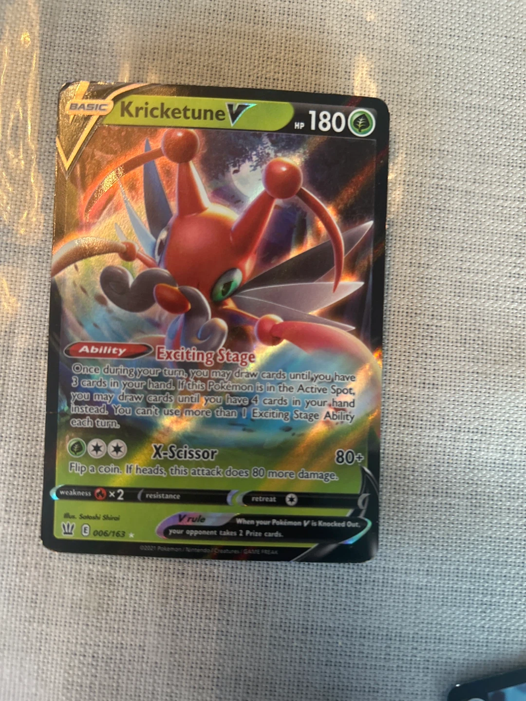 Pokémon Kricketune V Trading Card