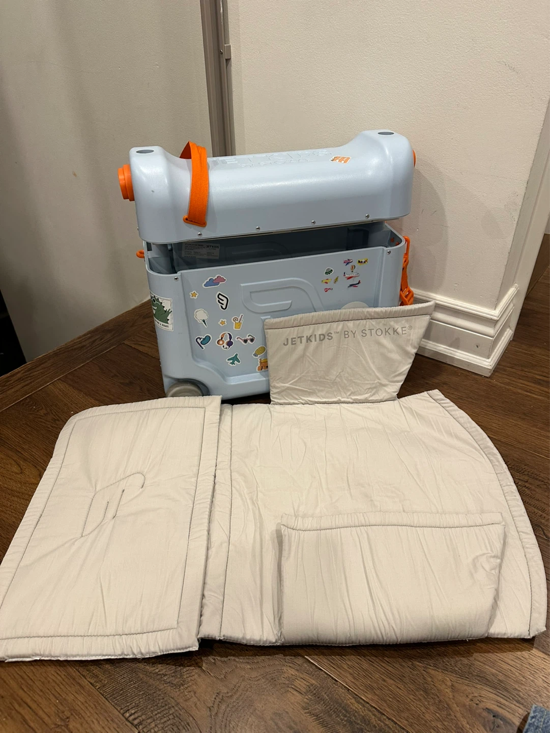 JetKids BedBox Ride-On Suitcase - photo 3