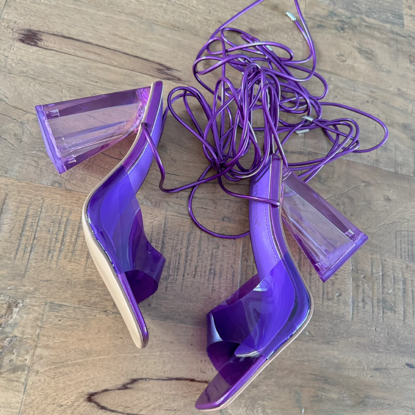Purple Vinyl Lace-Up Block Heels size 8.5 - photo 4