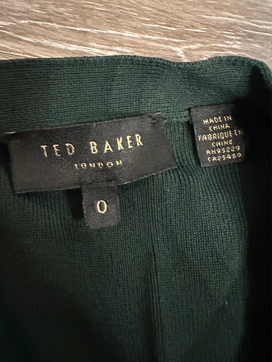Ted Baker Green Wrap Top Size 0 - photo 3