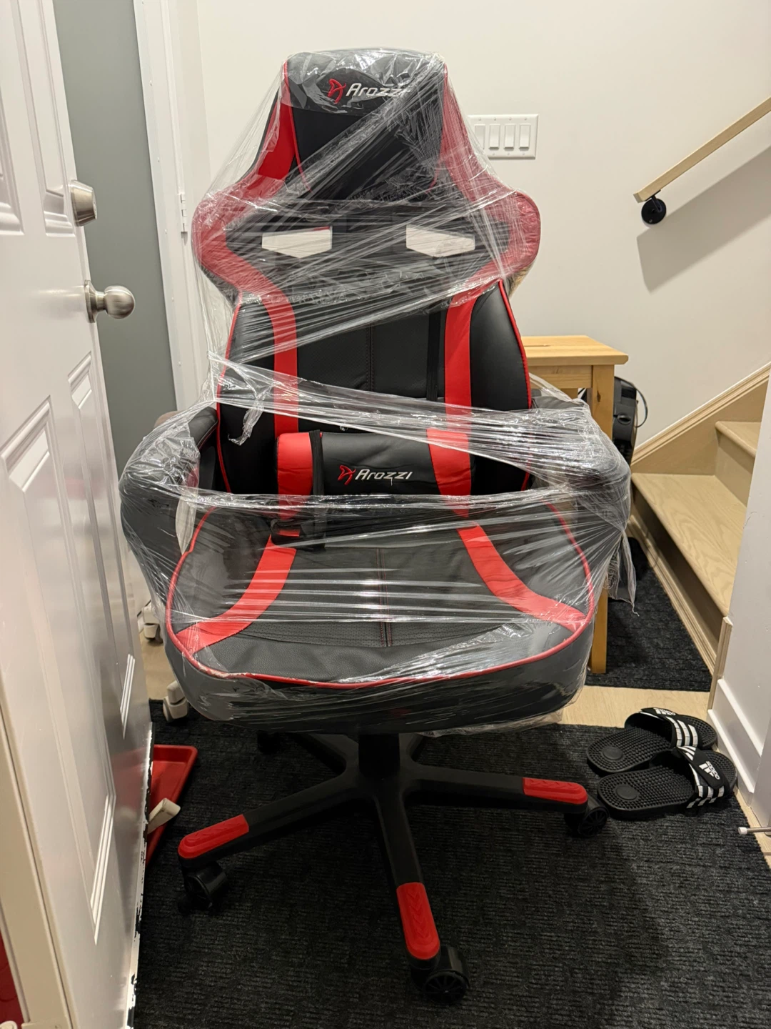 Arozzi Gaming Chair - Black and Red