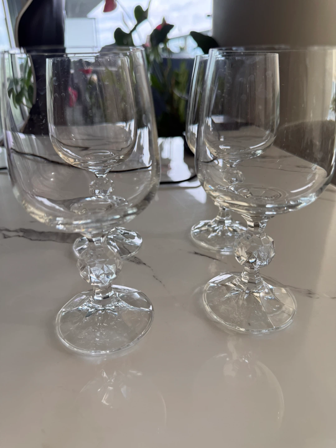 Set of 4 Crystal Brandy Snifter Glasses with Faceted Stems