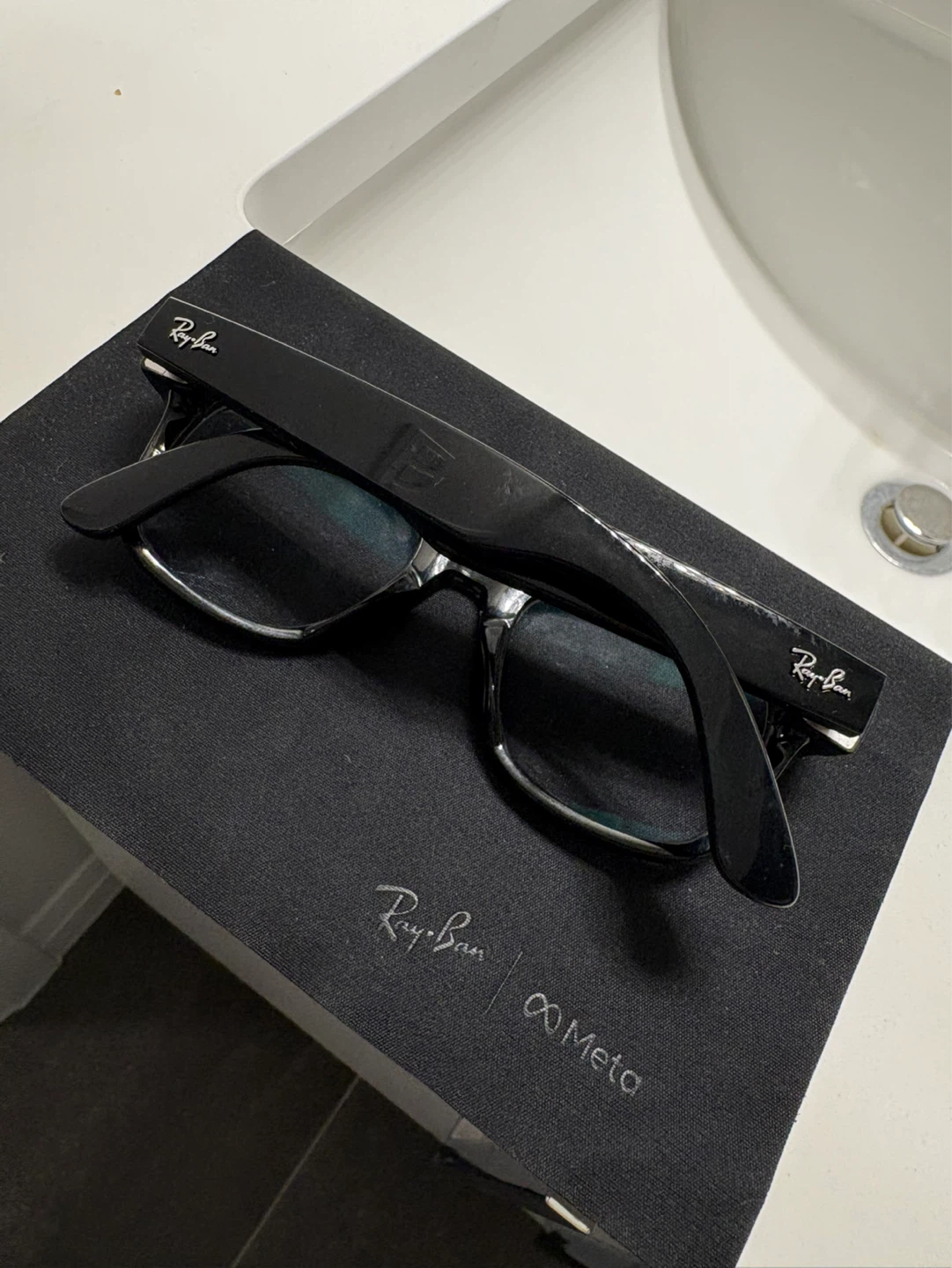 Ray-Ban Meta Wayfarer Gen 2 Smart Glasses - photo 5