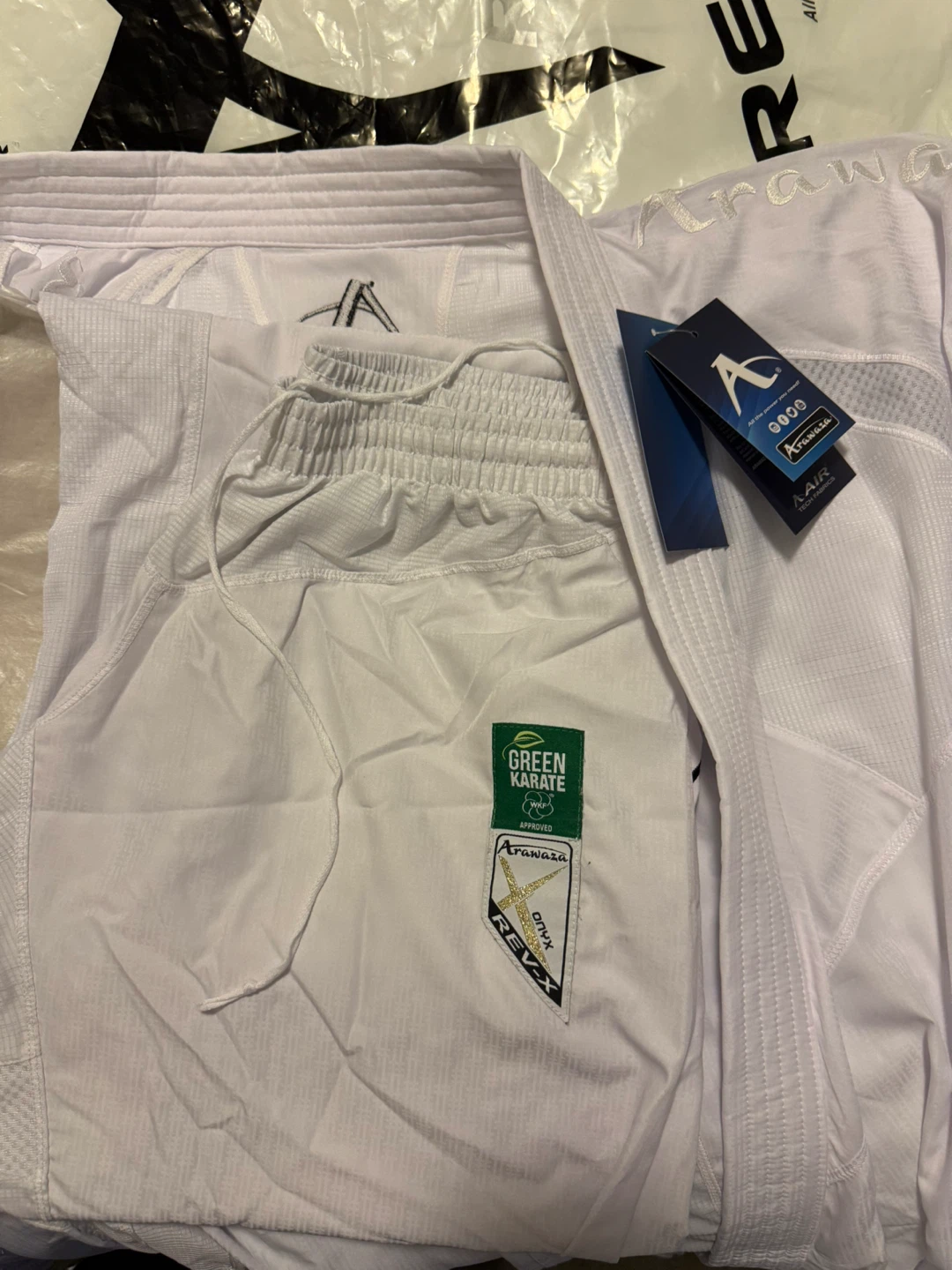 Arawaza REV-X WKF Karate Gi Size 5.5 - photo 2