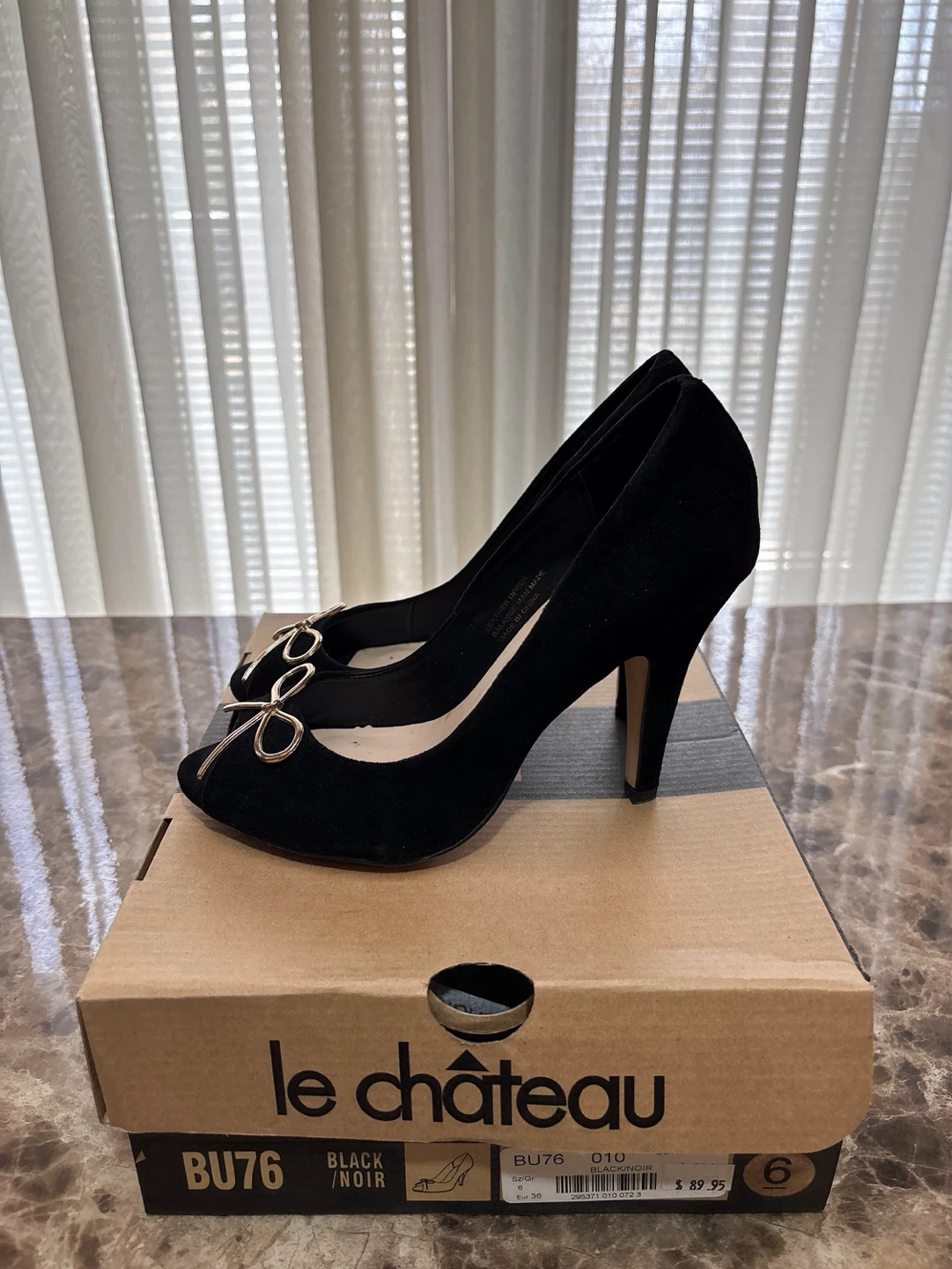 Le Château Black Suede Bow Heels Size 6 - photo 5