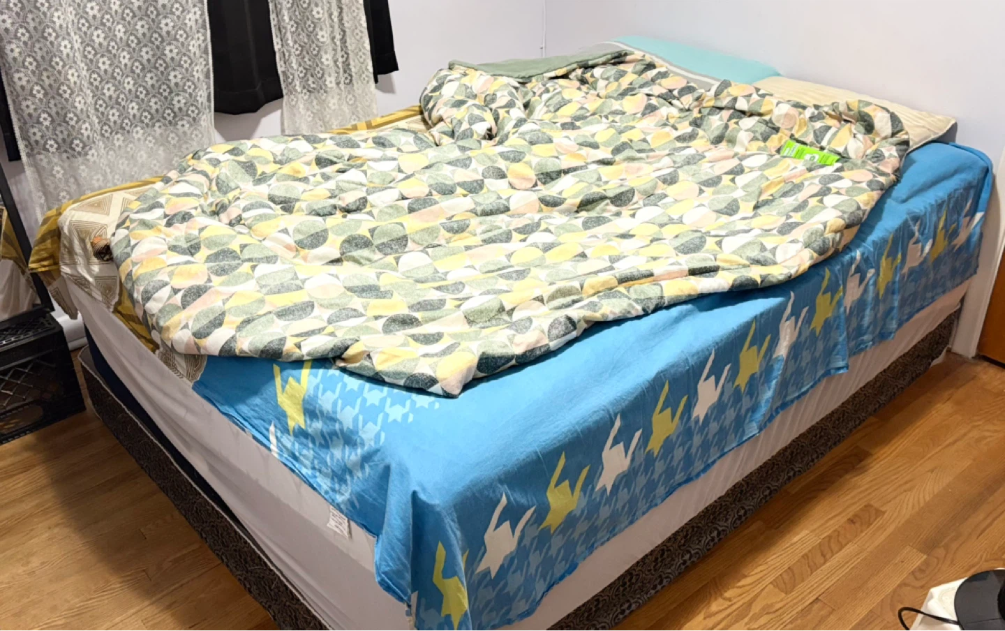 Queen Size mattress with box