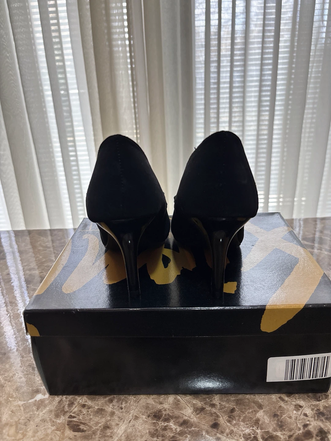 Fioni Night Black Suede Rose Detail Heels Size 6 - photo 4