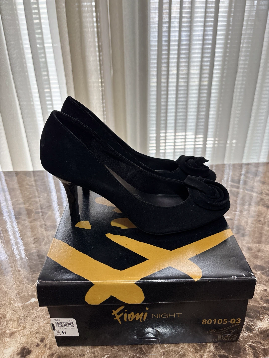 Fioni Night Black Suede Rose Detail Heels Size 6 - photo 5
