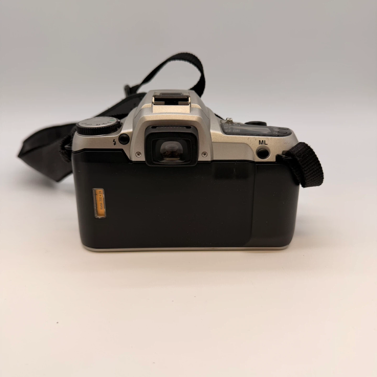 Pentax MZ-30 SLR Film Camera with 28-80mm & 100-300mm Lenses - photo 5