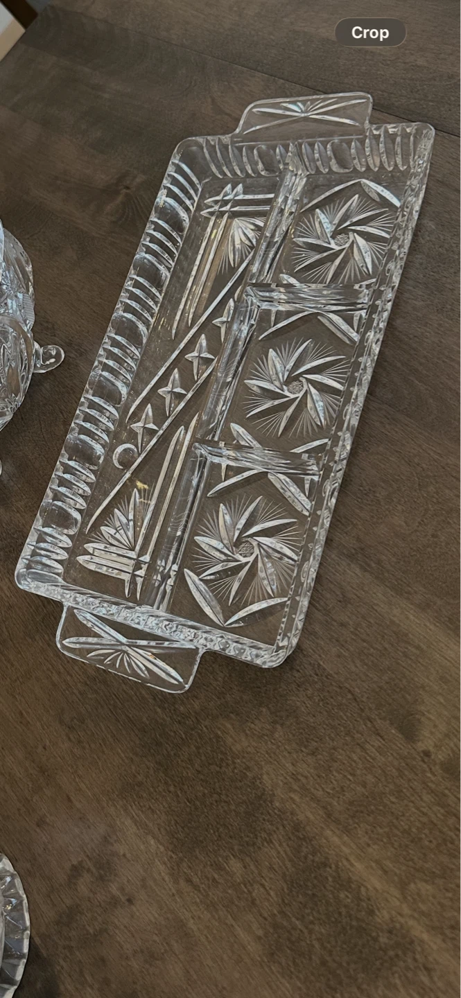 *Moving Sale* Pinwheel Crystal Pickle dish