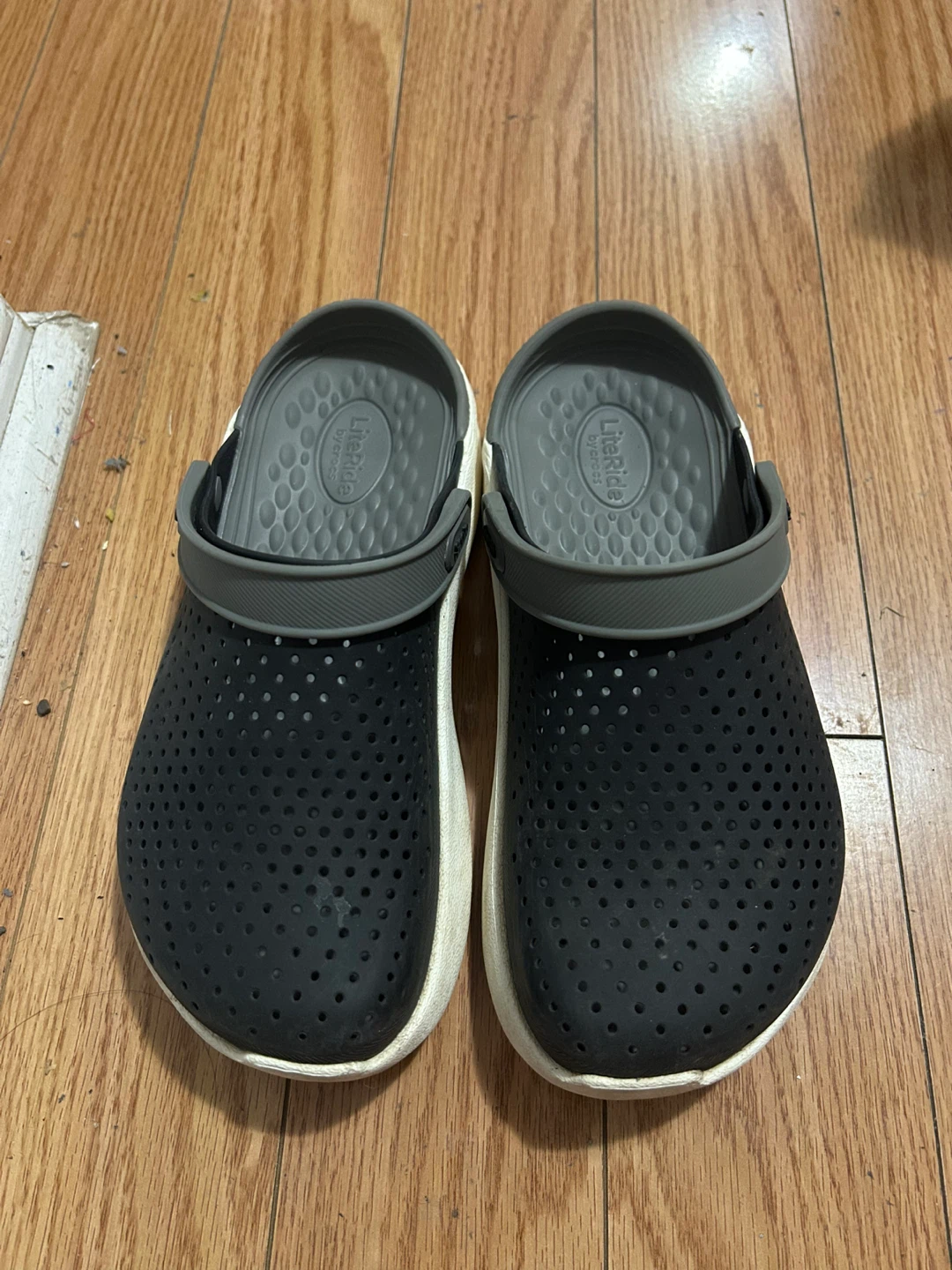 Size 7 Men Crocs Literide Clogs Dark Grey - photo 3