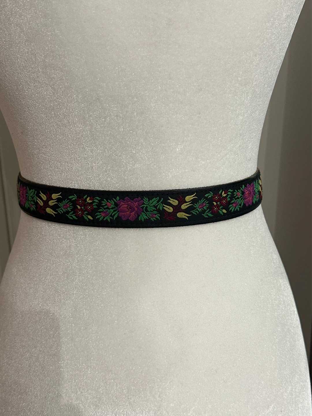 Embroidered Floral Belt with Western Buckle - photo 4