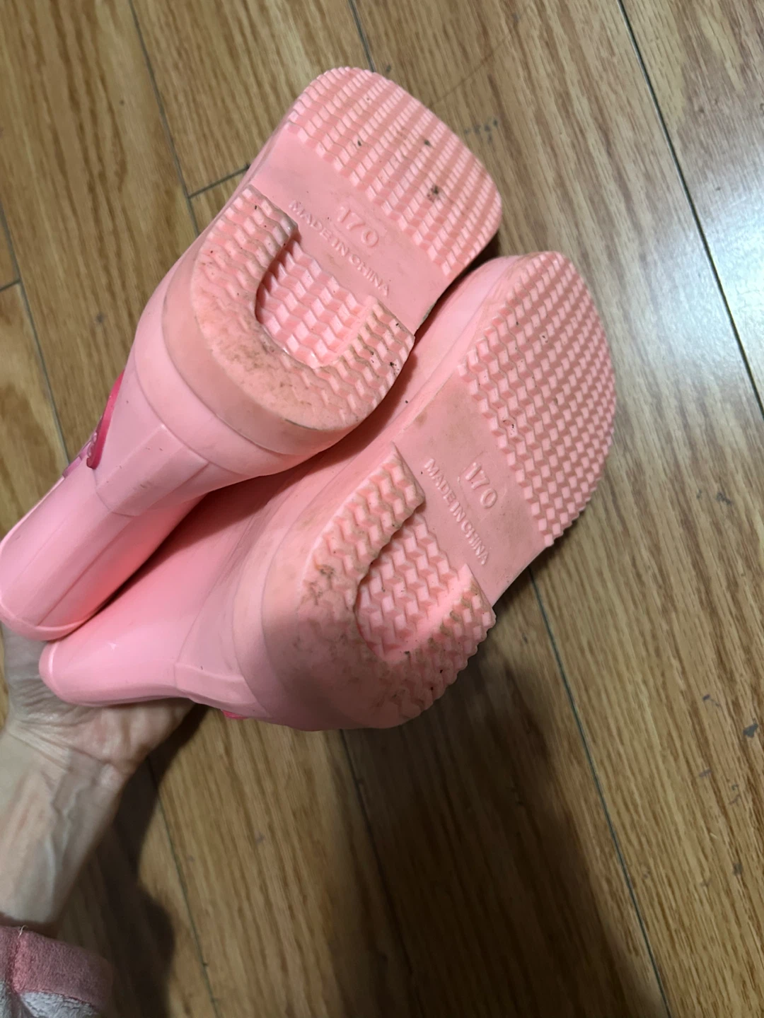 Pink Dinosaur Rain Boots Size 170 - photo 4