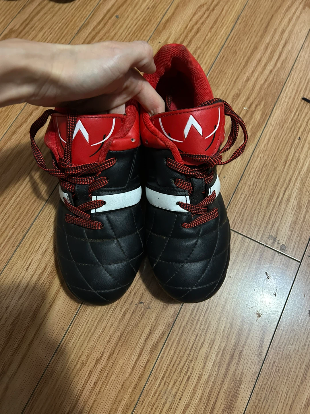 Size 6 Boys Big Kids Soccer Cleats - photo 2
