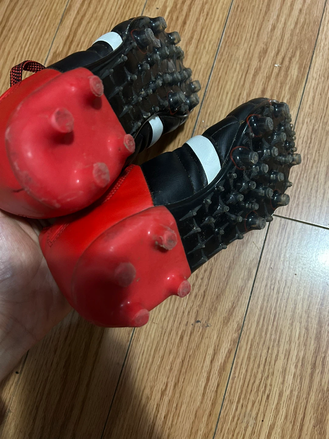 Size 6 Boys Big Kids Soccer Cleats - photo 4