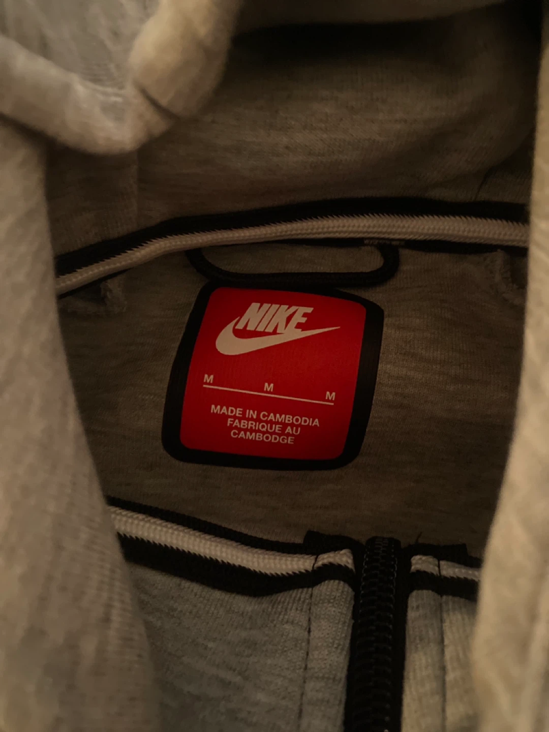 NIKE TECH - Medium Youth - photo 5