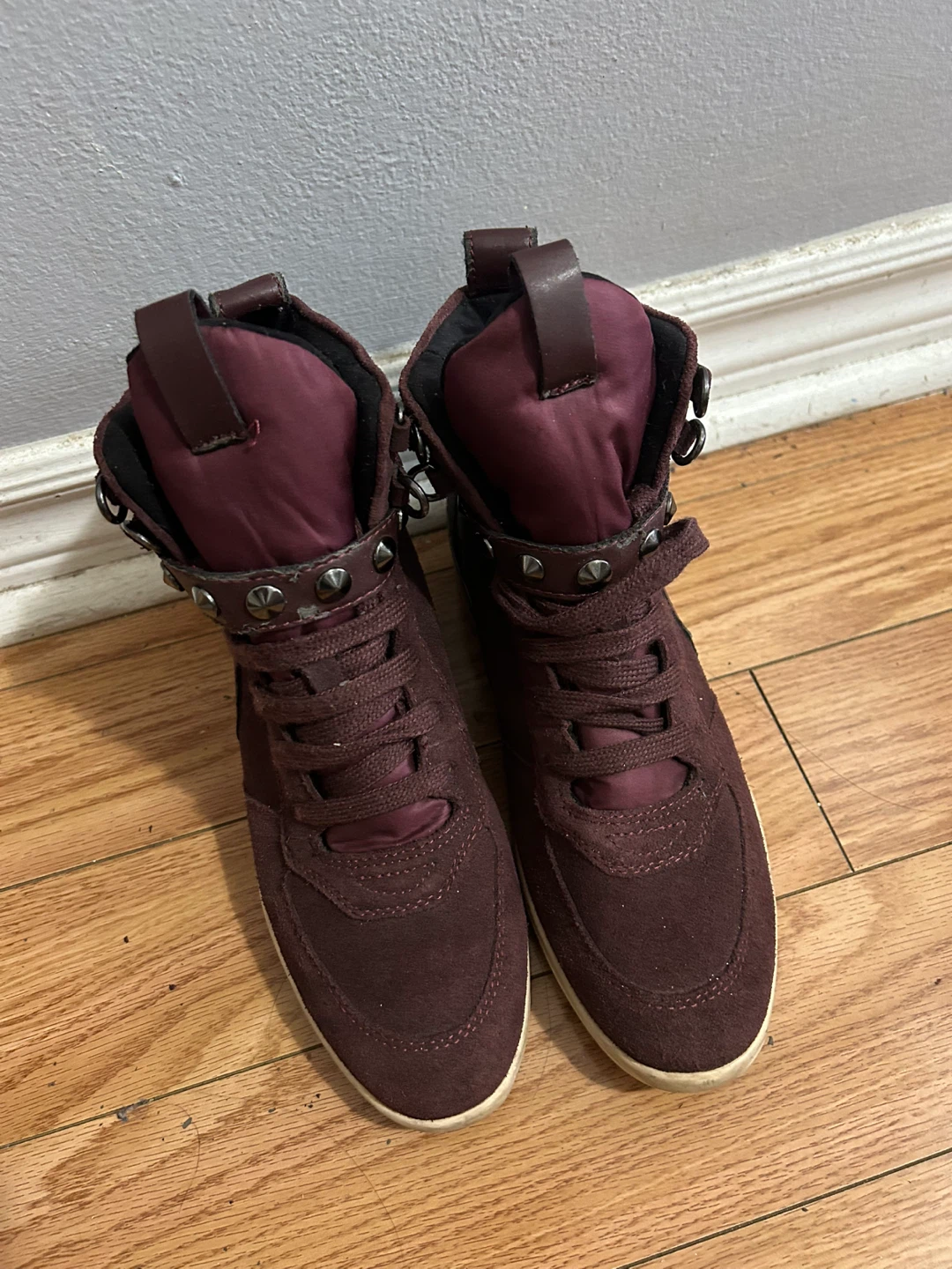 Women's Size 8 Geox Respira Burgundy Suede High-Top Sneakers - - photo 2