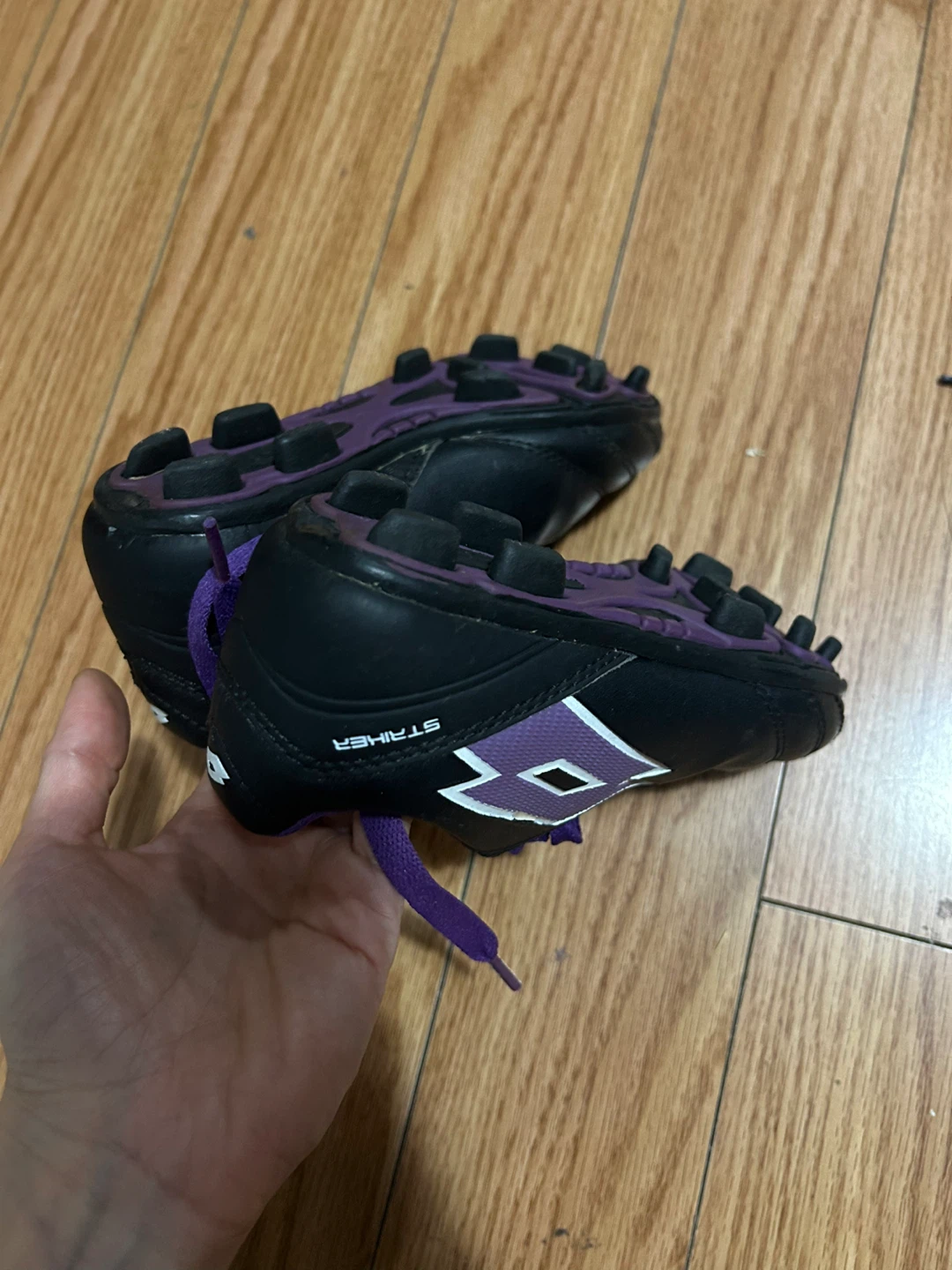 Size 11 Kids Lotto Soccer Cleats - Black/Purple - photo 5