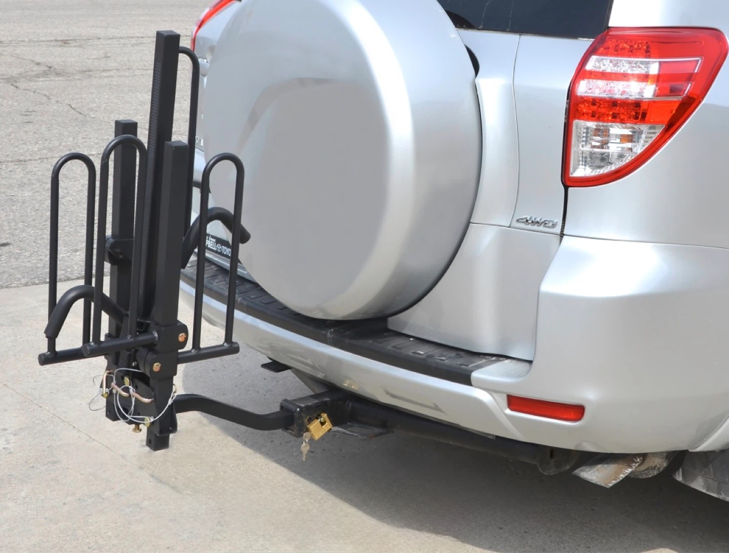 Brand new Erickson 2-Bike Hitch Carrier - photo 5
