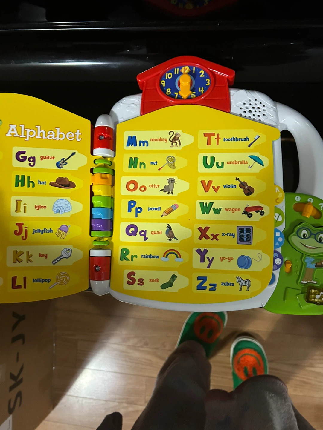 LeapFrog Tad's Get Ready for School Book - photo 3