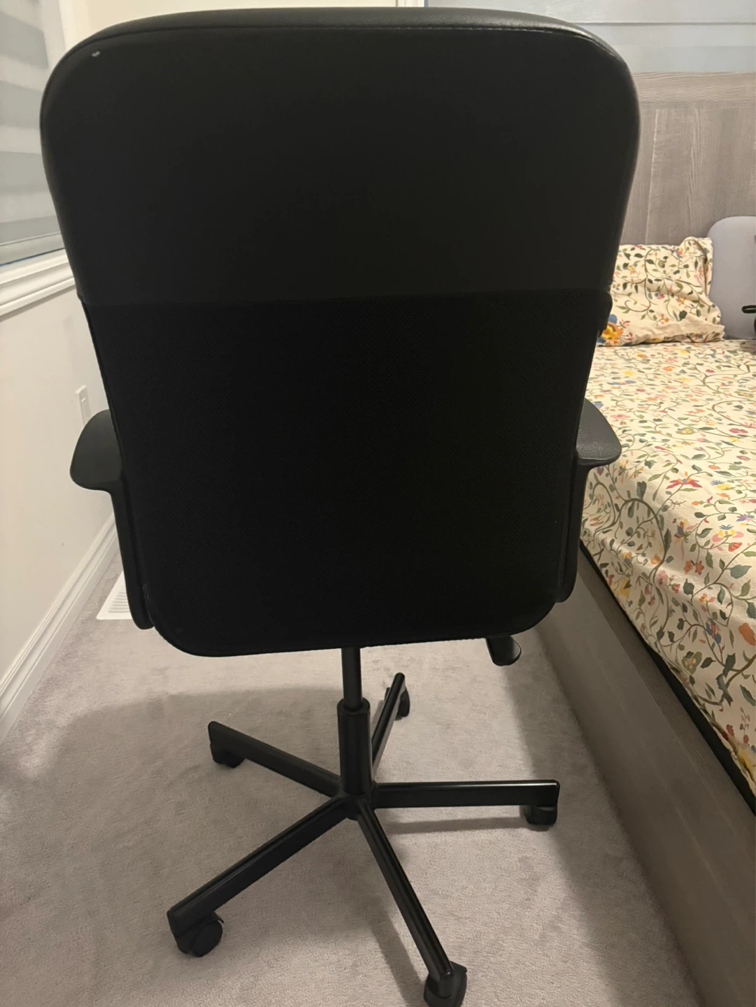 Black Office Chair open to negotiate - photo 2