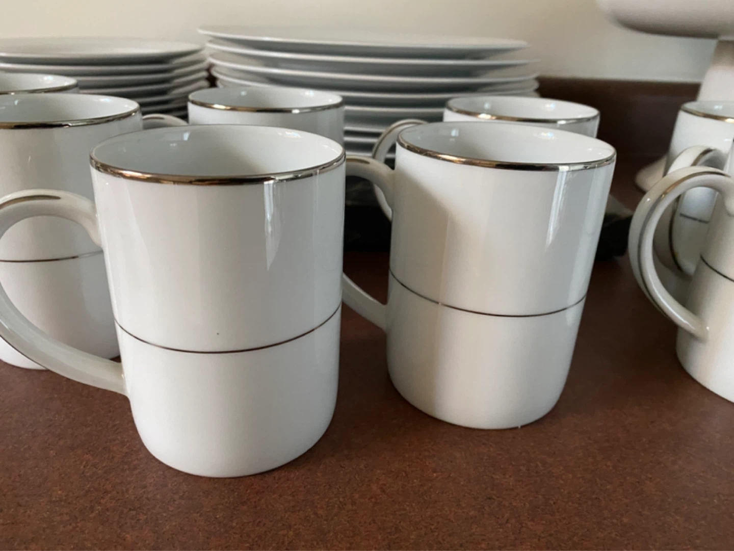 TOWLE Fine China Mugs and Plates Set - photo 3