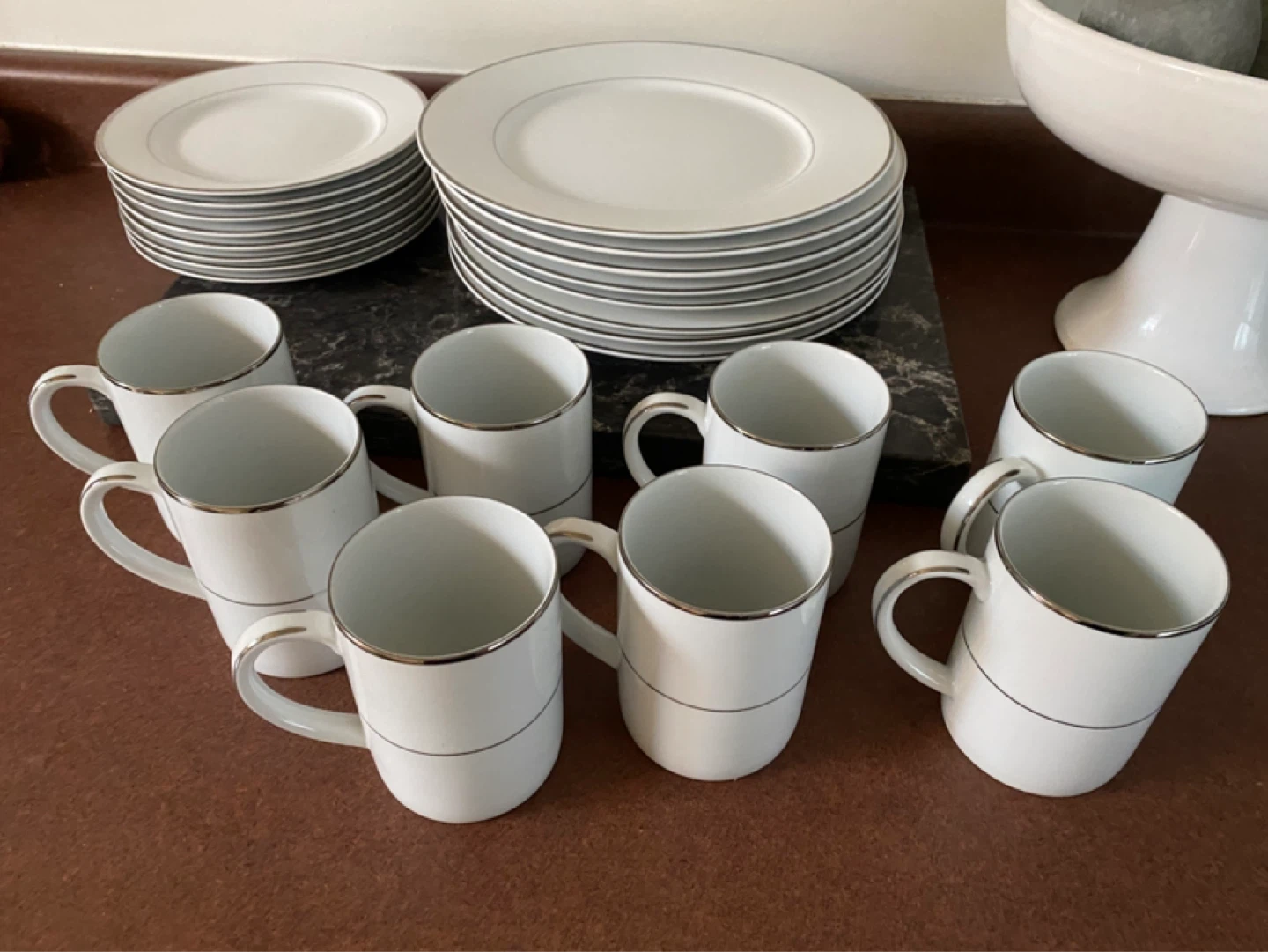 TOWLE Fine China Mugs and Plates Set