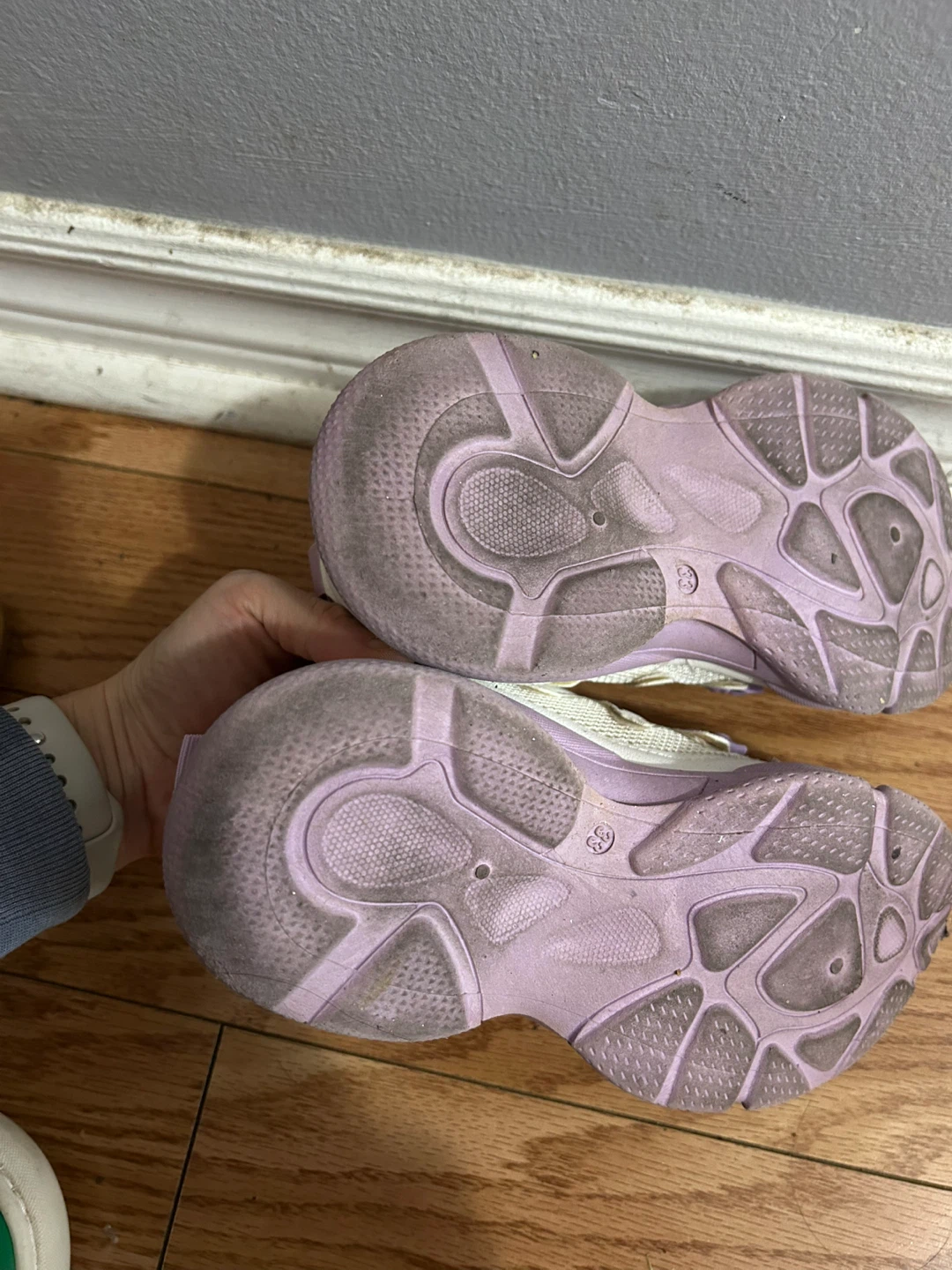 Size 3 Girls White & Purple Bunny Character Sneakers - photo 4