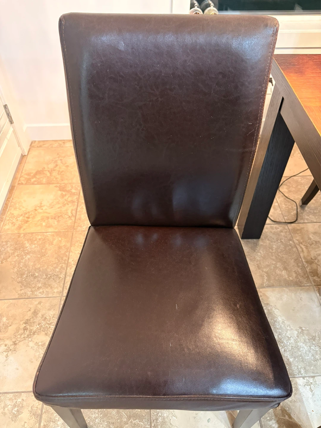 EUC table and 8  Dining Chairs * offers will be considered - photo 2