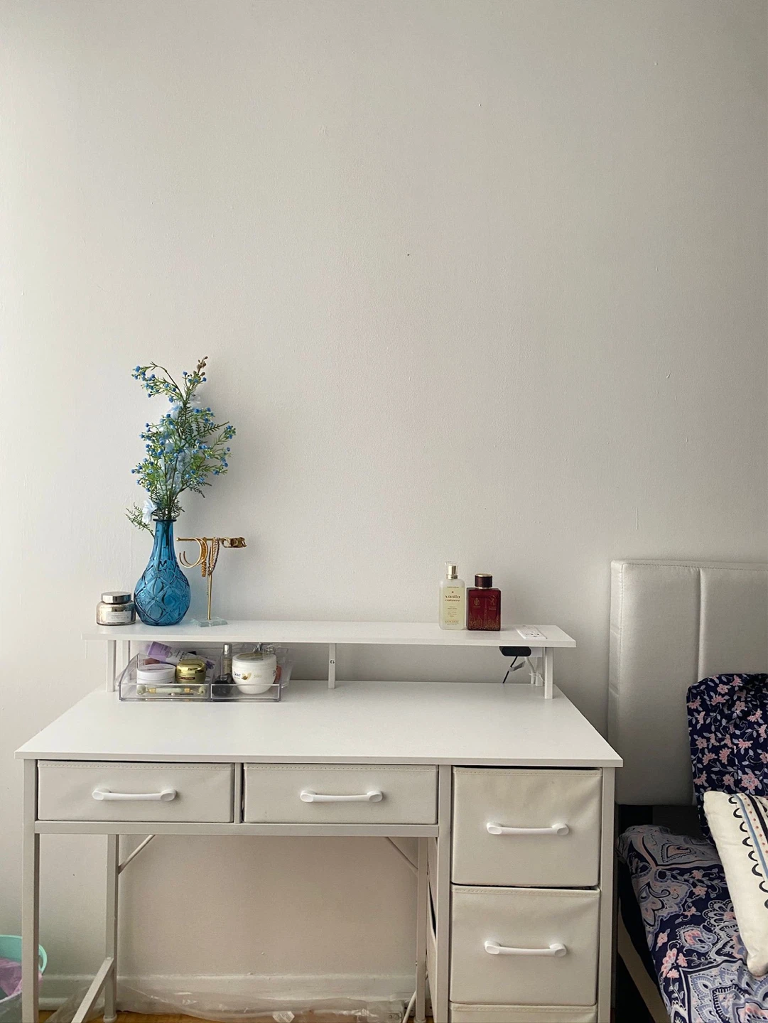 Single bed frame and study table - photo 3