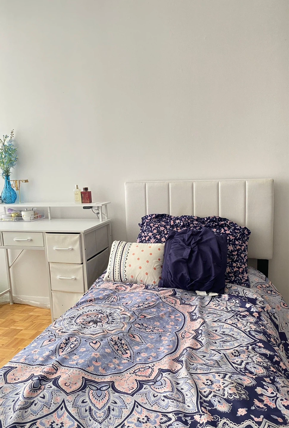 Single bed frame and study table