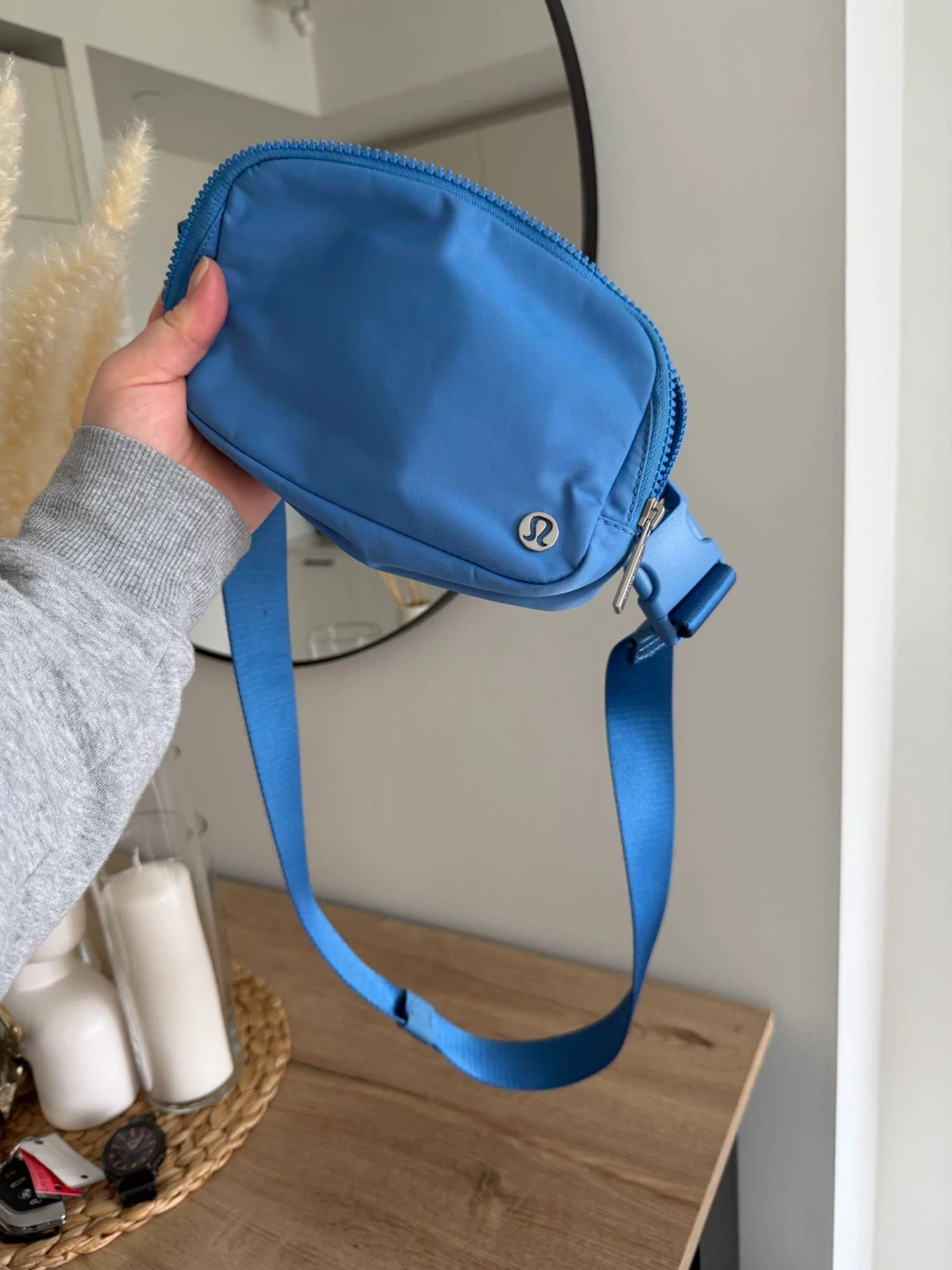 Lululemon Everywhere Belt Bag - Blue