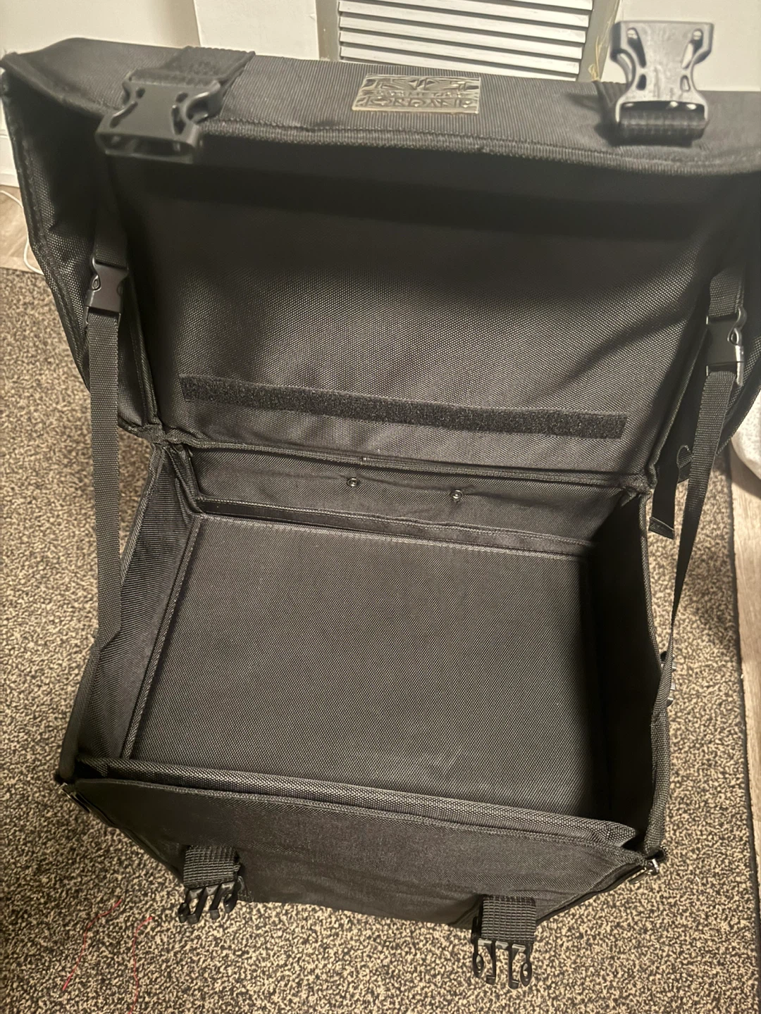 Jordane Cosmetics Rolling Makeup Train Case - photo 4