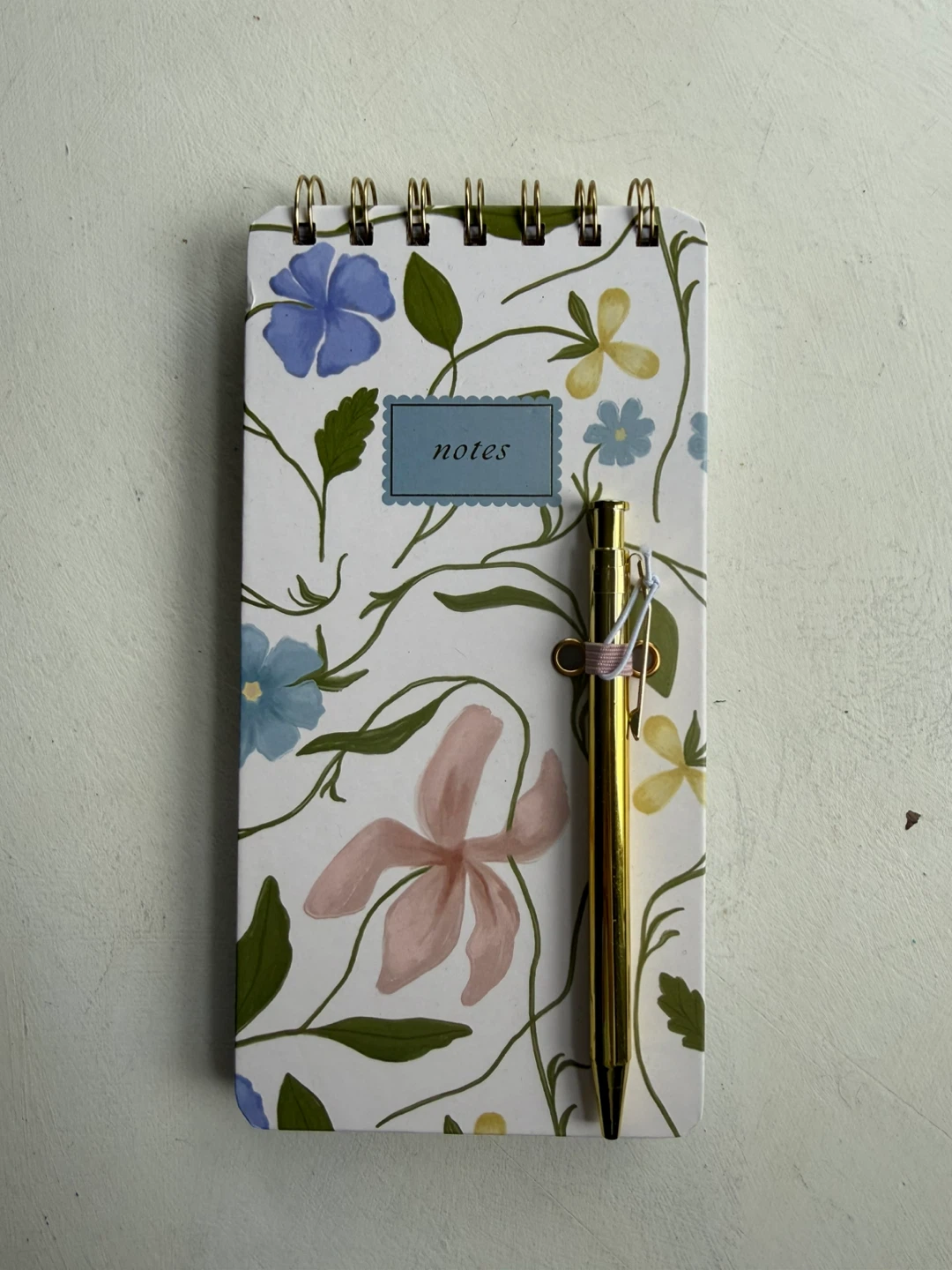 Brand new notebook w/ gold pen