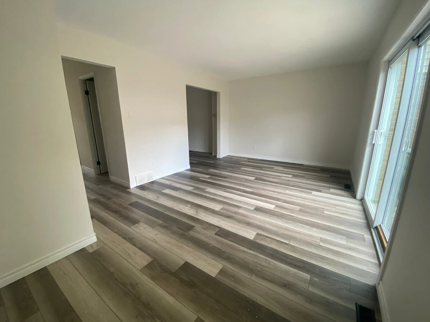 FOR RENT - Townhouse - photo 5