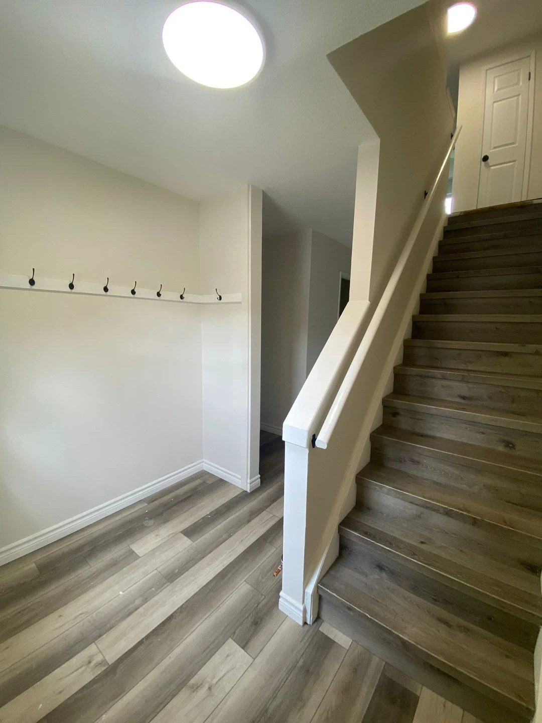 FOR RENT - Townhouse - photo 2