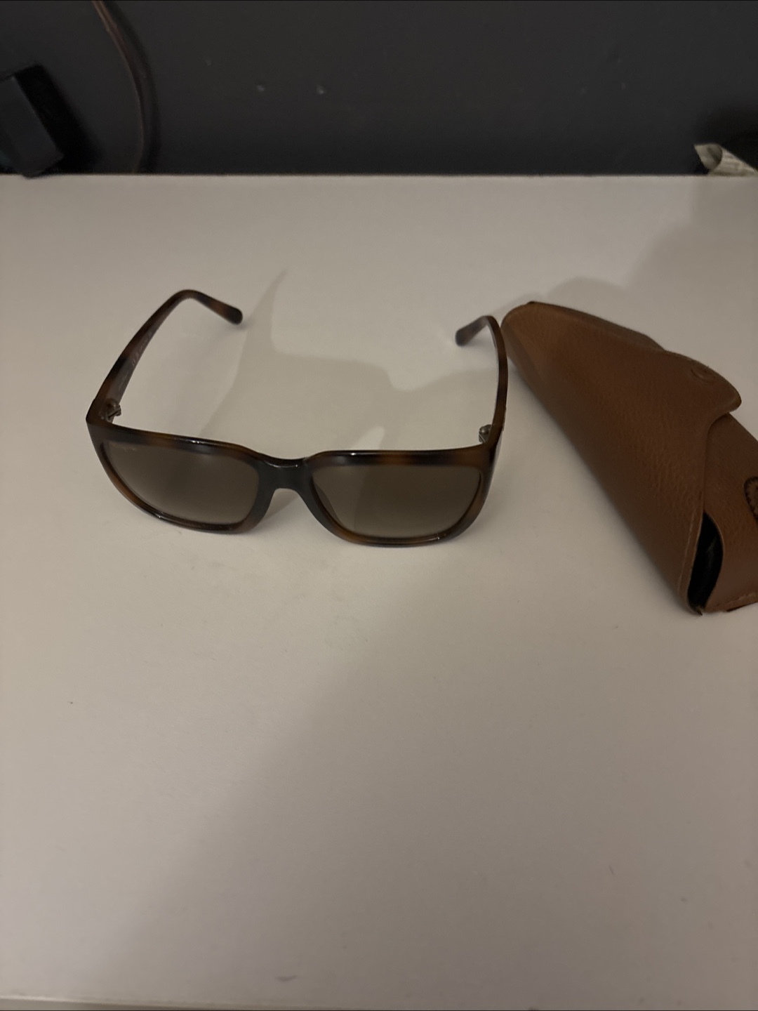 🌱Salvatore Ferragamo Tortoise Shell Sunglasses w/ Case - photo 3