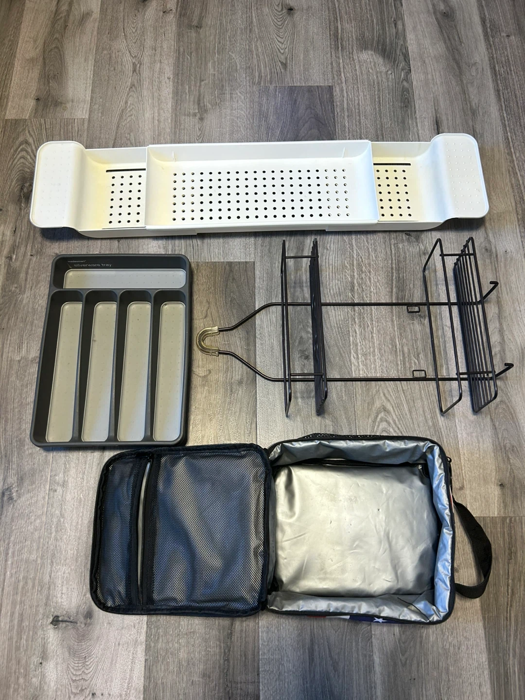 4-piece household item.