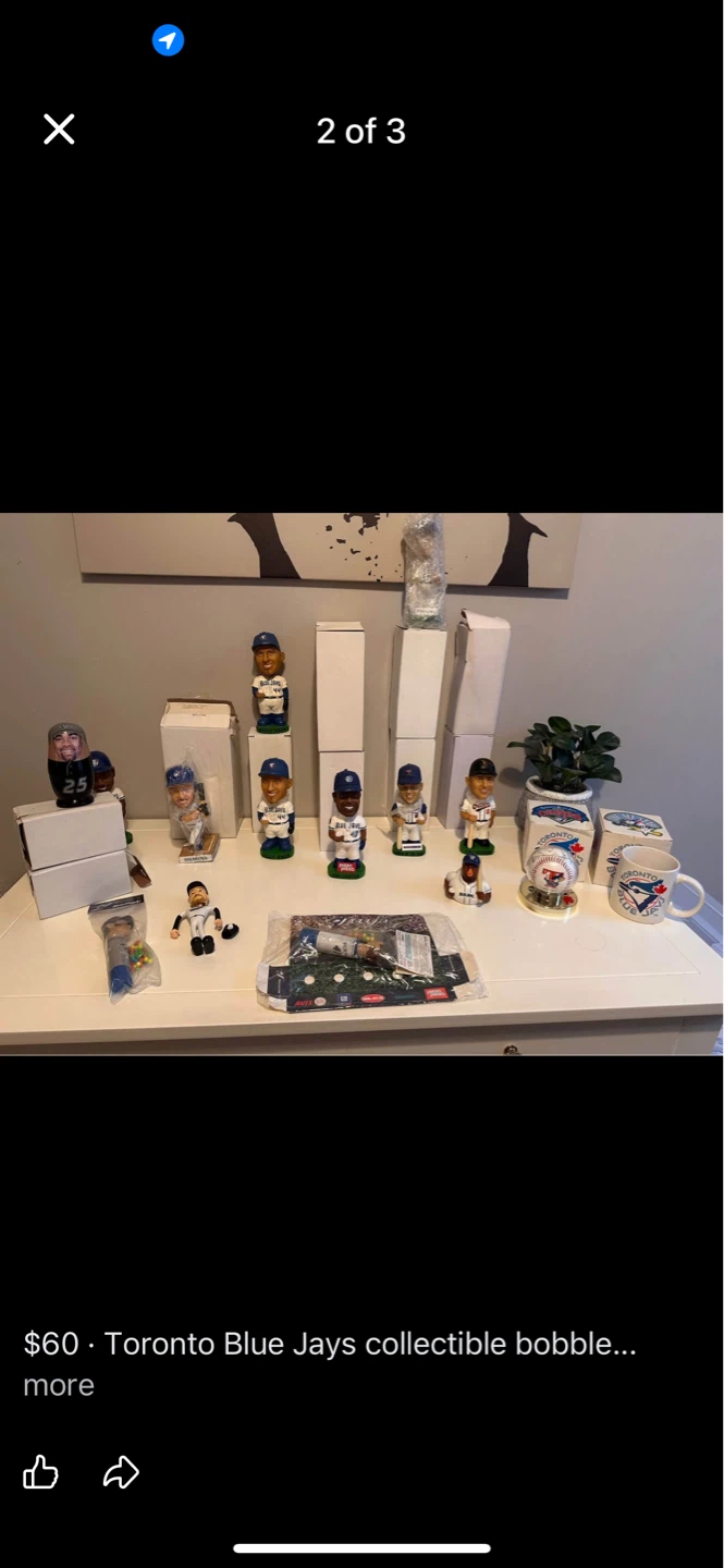 Toronto Blue Jays Collectible Bobbleheads and Mugs