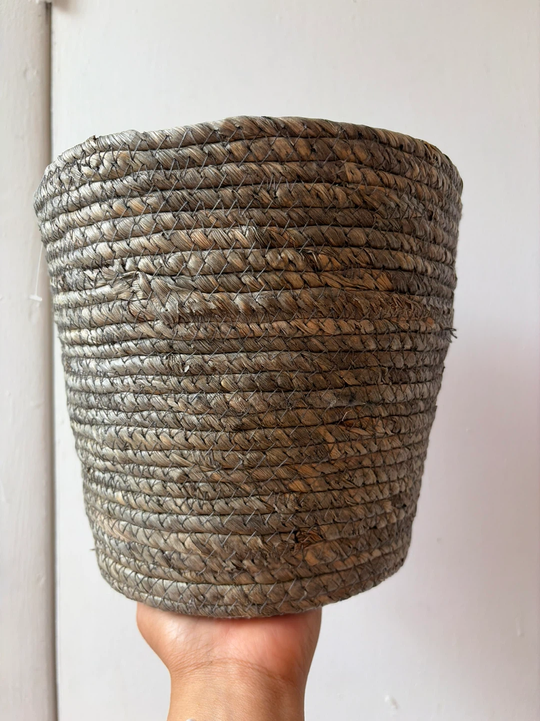 Woven plant basket