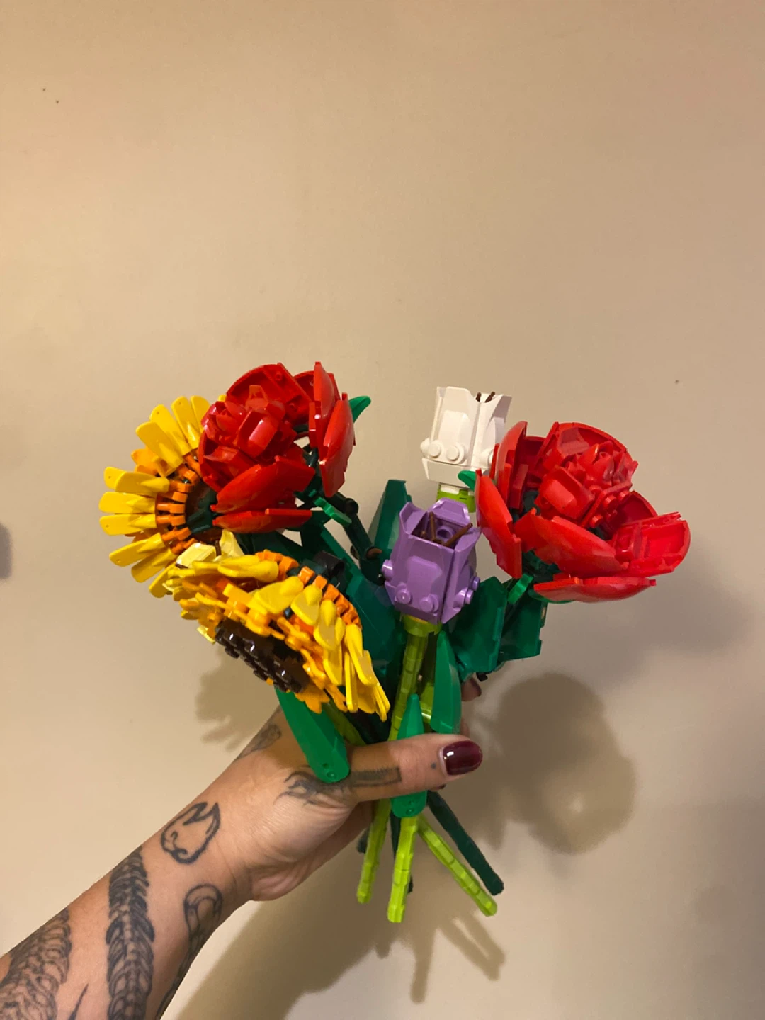 MOVING SALE!!! LEGO FLOWERS - photo 2