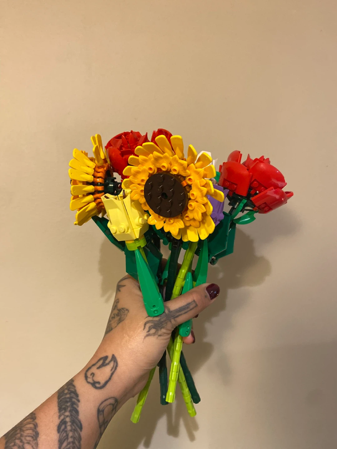 MOVING SALE!!! LEGO FLOWERS