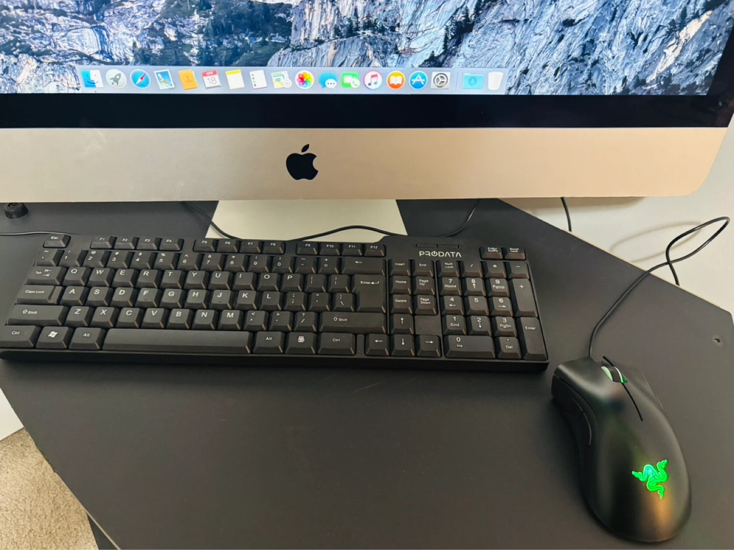 Apple iMac 27” i7 / 16GB RAM  – Works Perfect – $270 - photo 3