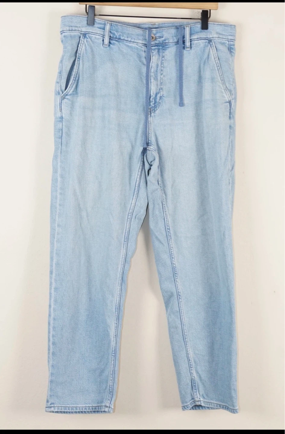 Uniqlo Jeans - Light Wash Denim - Size M